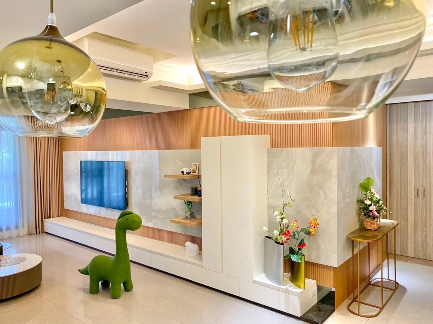 PROJECT 新業大居沈公館