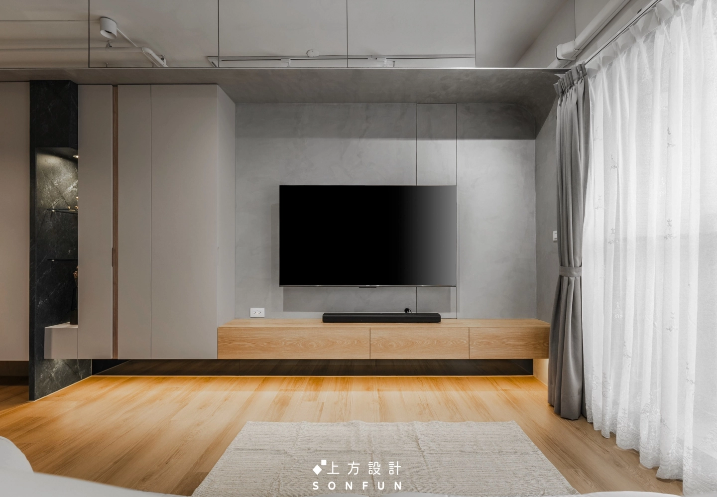 南投‧首富京站