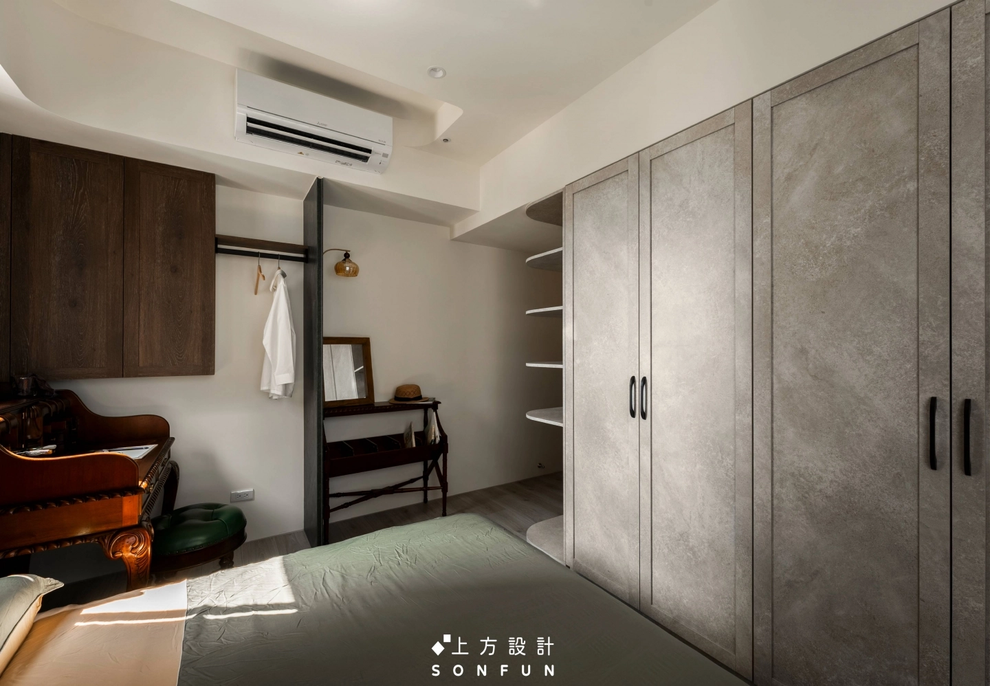 久樘快樂天鵝