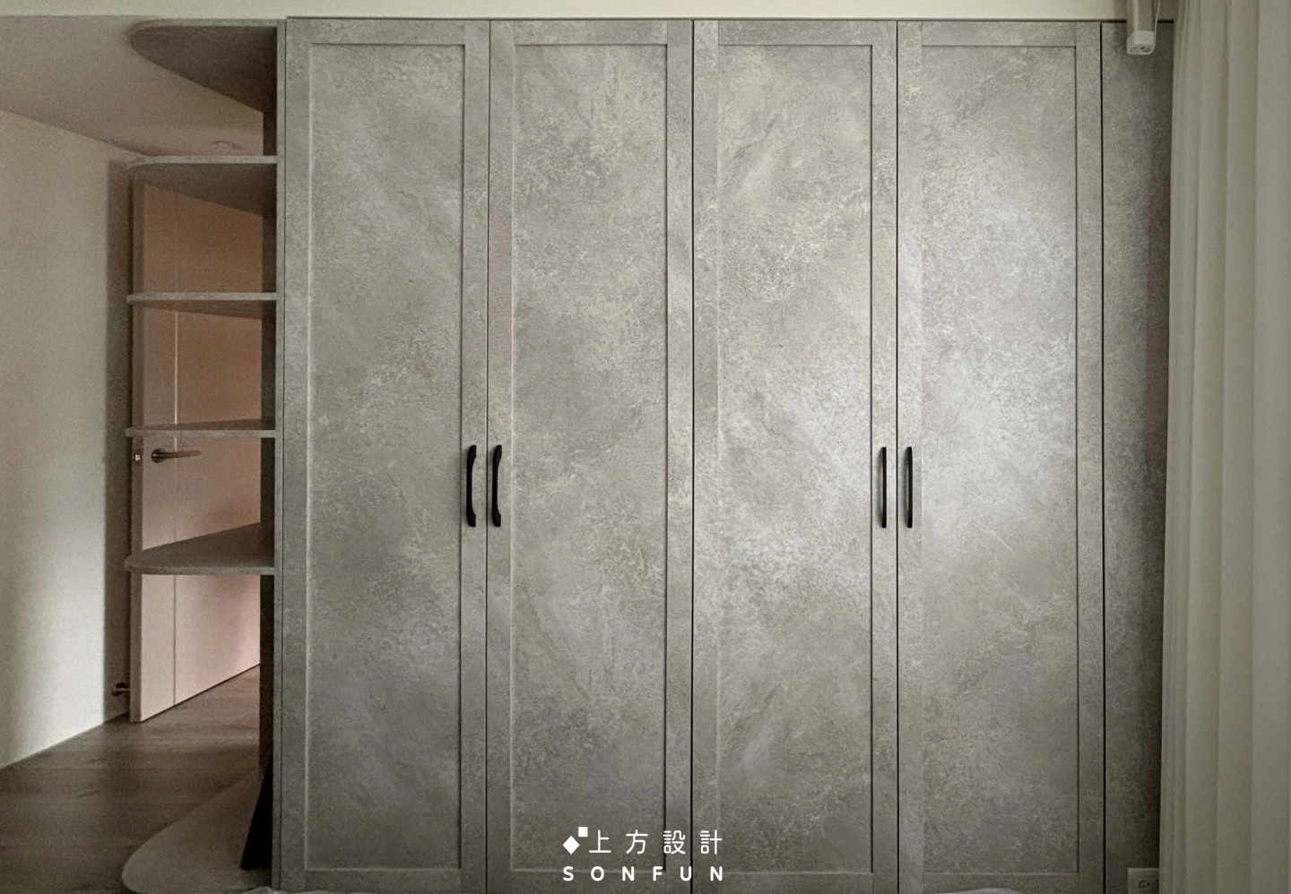 久樘快樂天鵝